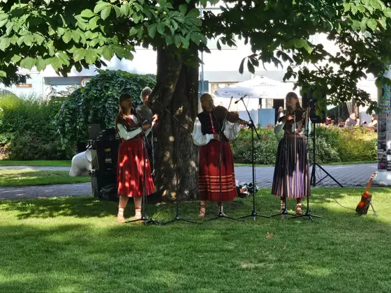 Park concert at Pärnu Children’s Park (18:00). — photo 1 of 2