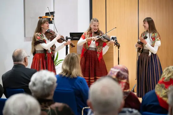 Performance at the presentation ceremony of the President’s Folk Culture Awards at the Estonian Literary Museum in Tartu. — photo 2 of 3